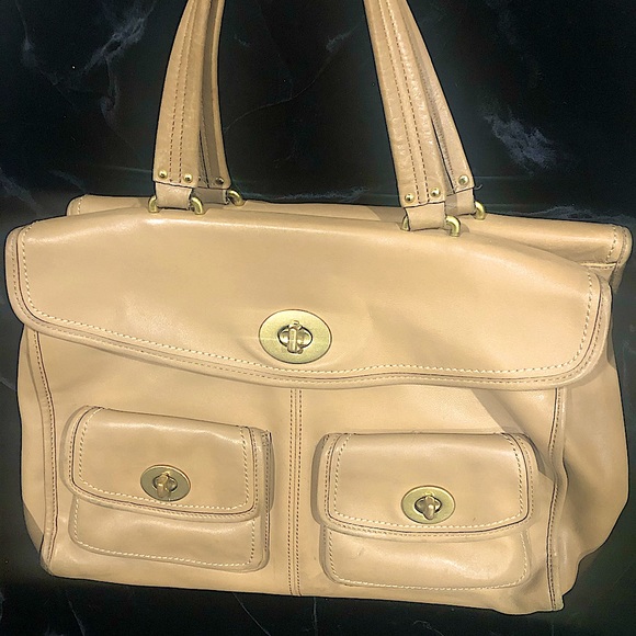COACH WOMEN’S BRIEFCASE - Picture 1 of 16